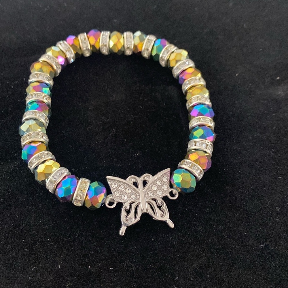 Beaded Bracelet w/ Charm